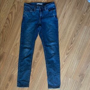 Levi’s Dark Blue Denim Skinny Jeans